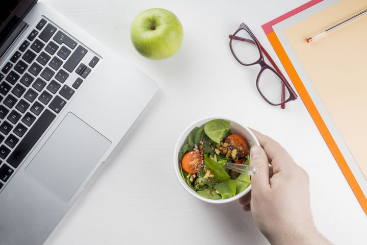 Atención personalizada de un nutríologo a un colaborador